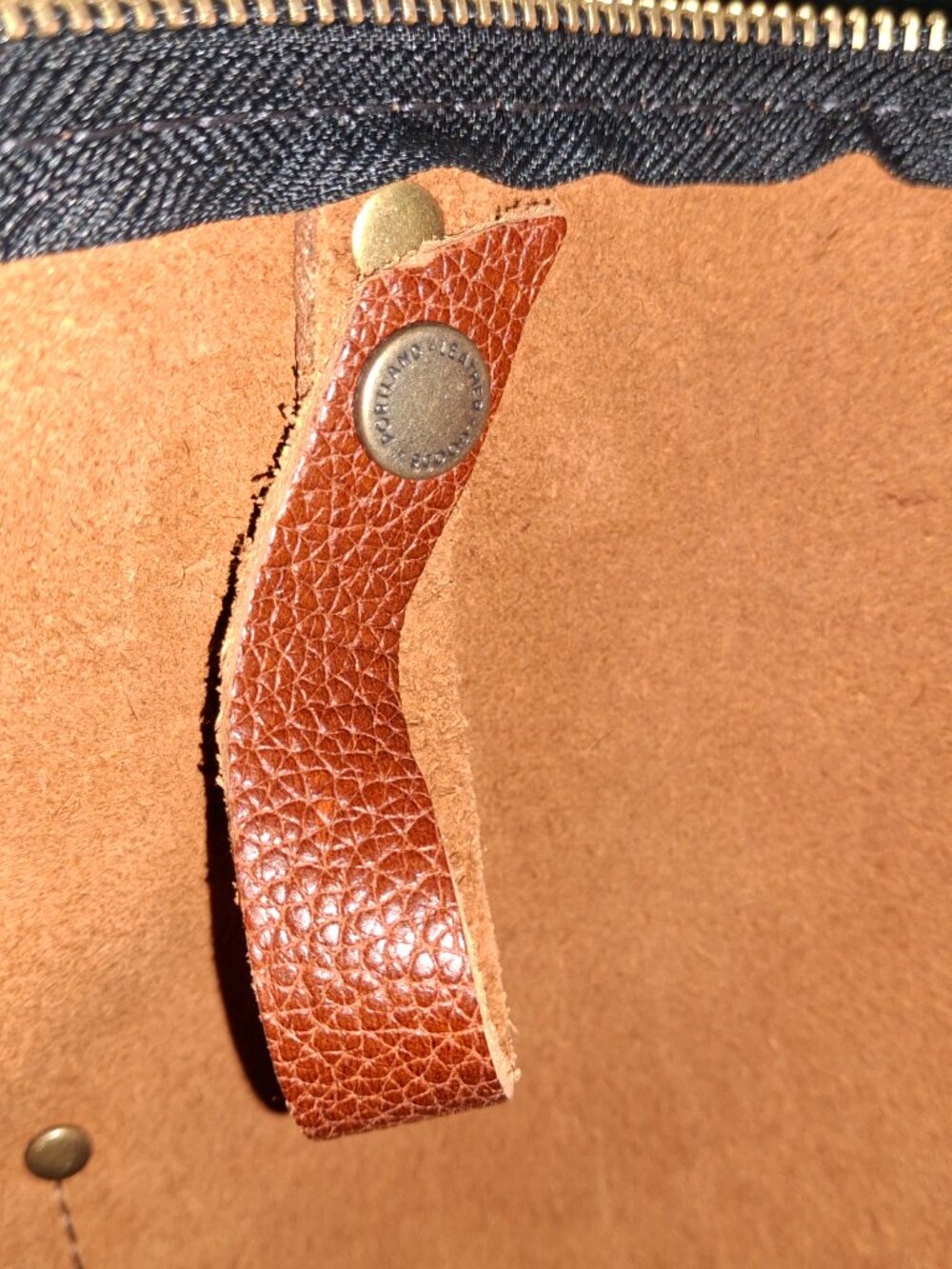 Portland Leather Goods - BNNU Large (YKK) Zip Tote - NUTMEG - Picture 8 of 8